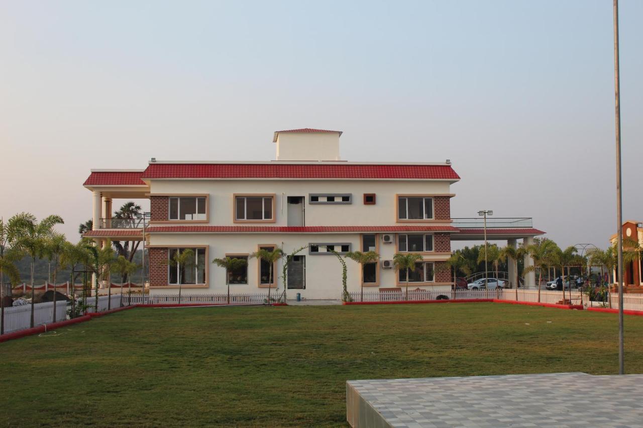 Flamingo Club And Resort Una 3 Km Away From Diu Check Post Dış mekan fotoğraf