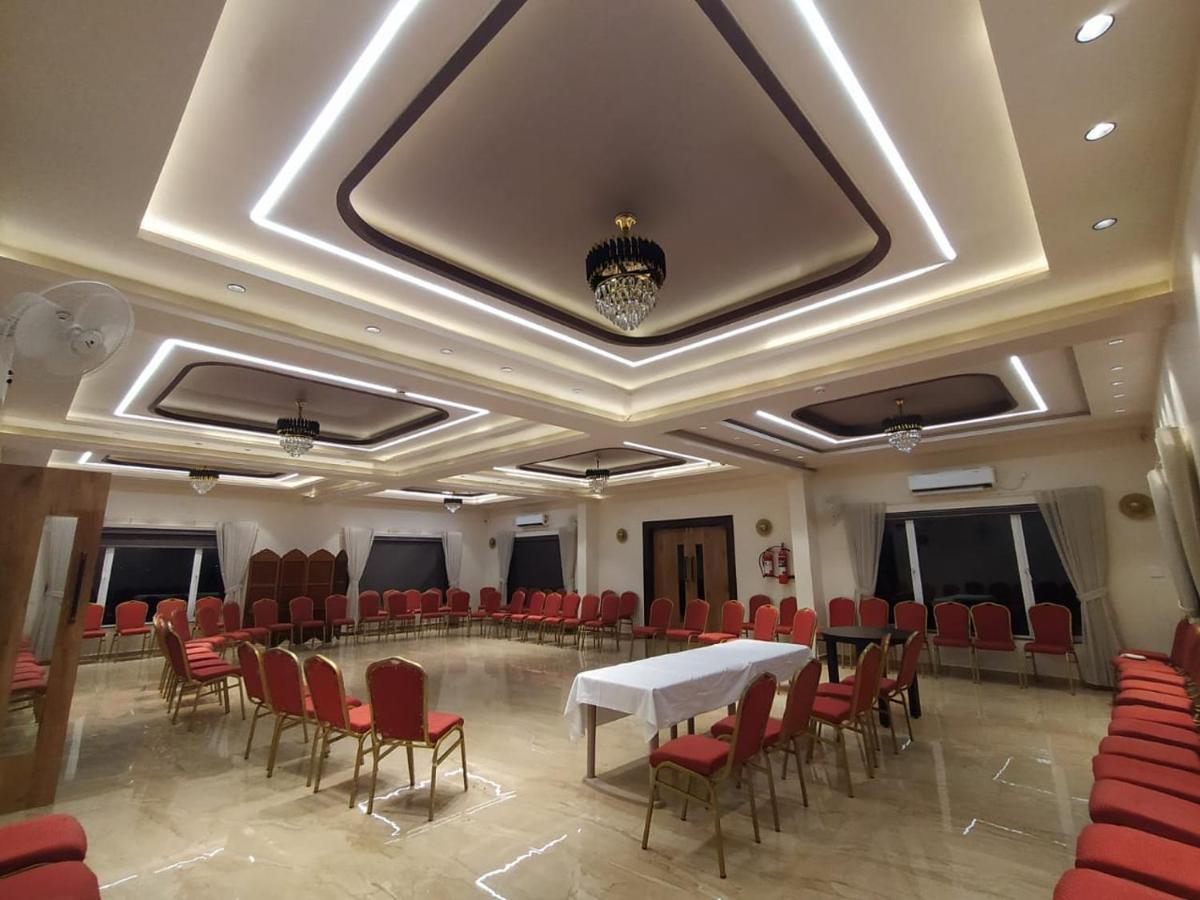 Flamingo Club And Resort Una 3 Km Away From Diu Check Post Dış mekan fotoğraf
