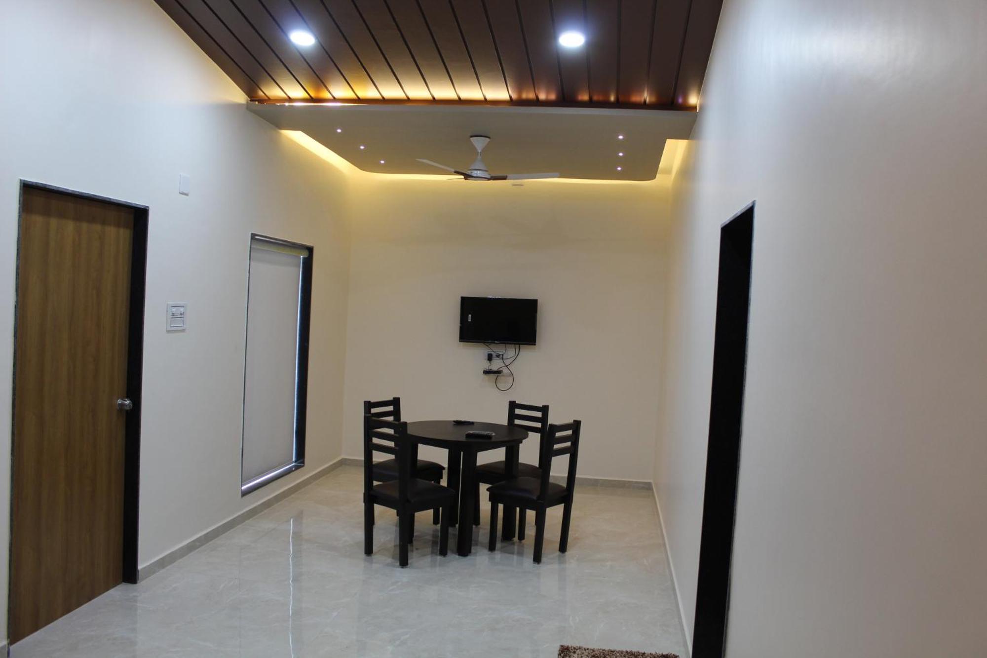 Flamingo Club And Resort Una 3 Km Away From Diu Check Post Dış mekan fotoğraf