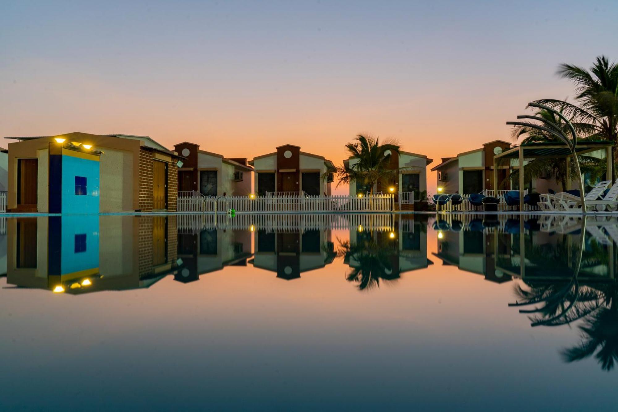 Flamingo Club And Resort Una 3 Km Away From Diu Check Post Dış mekan fotoğraf